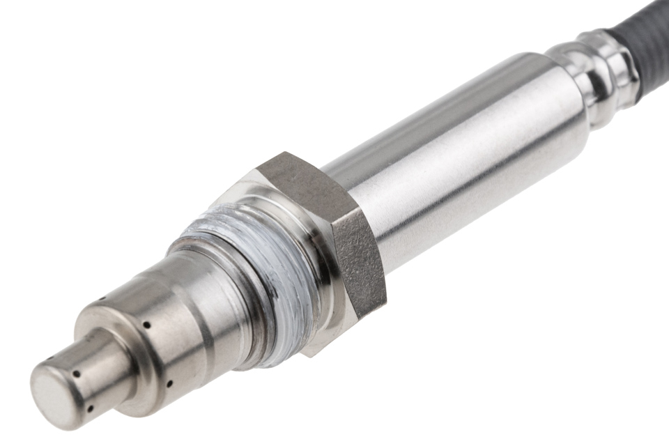 Prekės atitinka OEM kodą: 04L907805CE