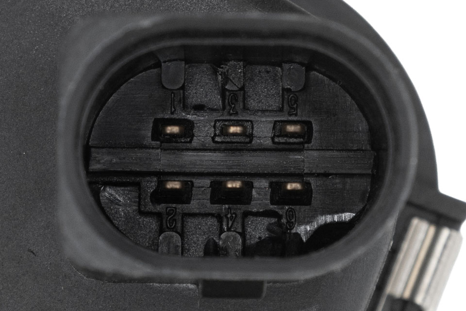 Prekės atitinka OEM kodą: 04E 133 062 T