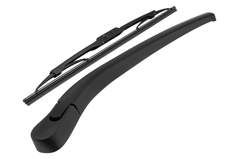 This part match OEM code: 61 62 7 066 175