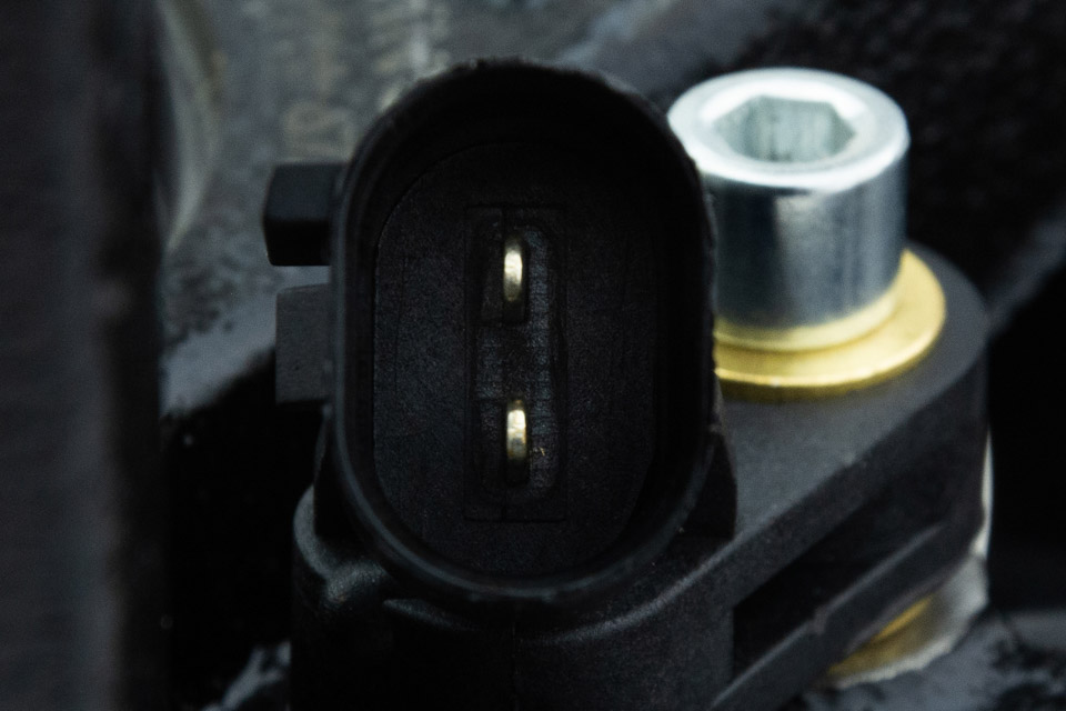 Prekės atitinka OEM kodą: 1H0927808