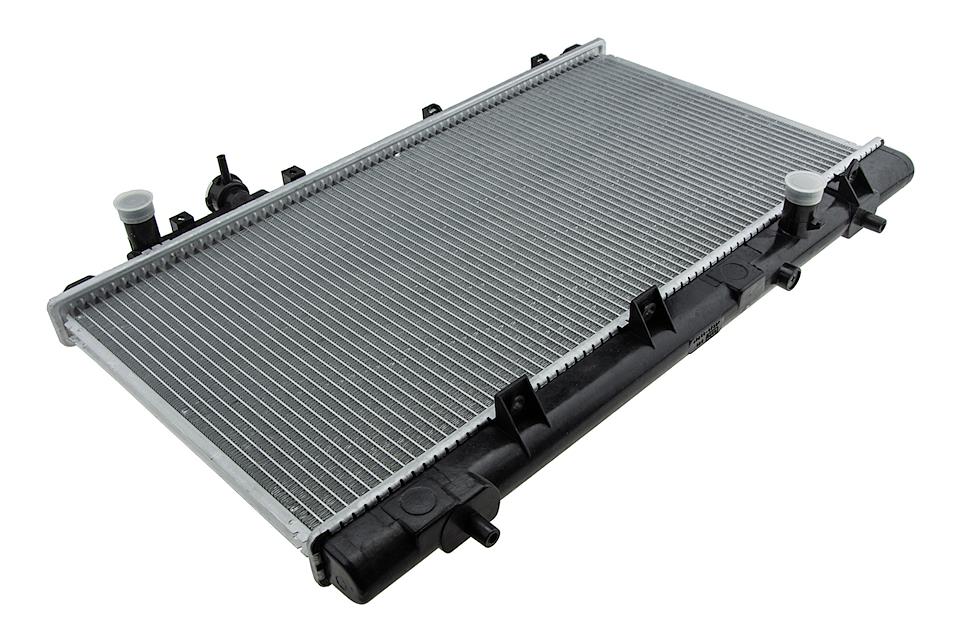 Prekės atitinka OEM kodą: FP85-15-200A