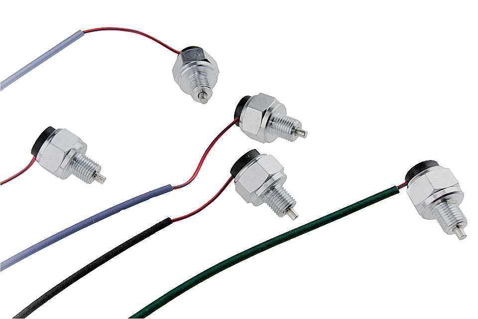 Prekės atitinka OEM kodą: MR453315