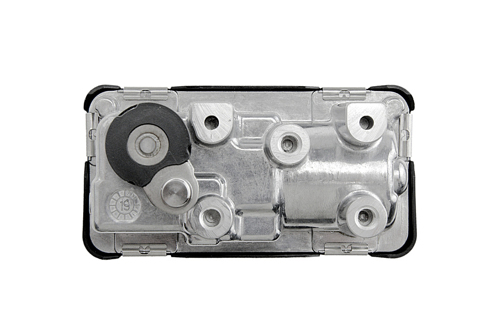 OEM код товара: 6C1Q-6K682-EJ*