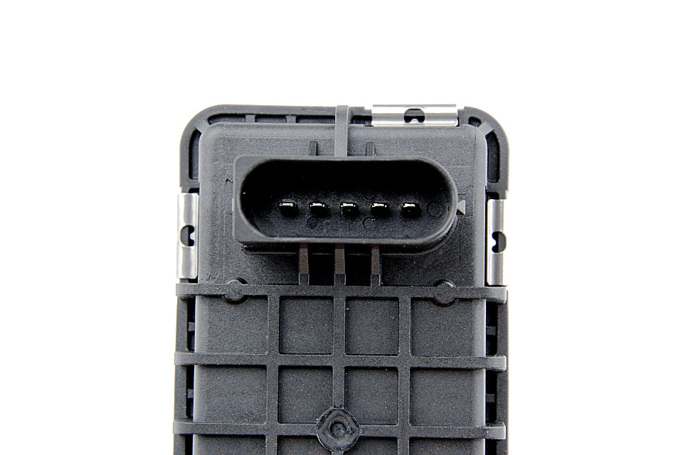 OEM код товара: 6C1Q-6K682-EG*