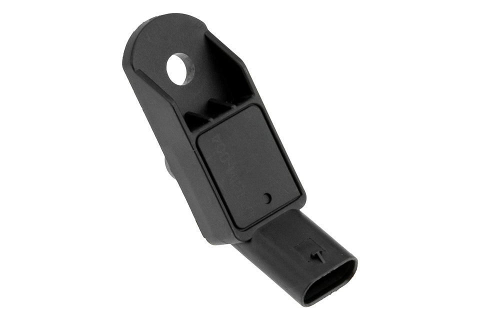 This part match OEM code: 13 62 7 599 907