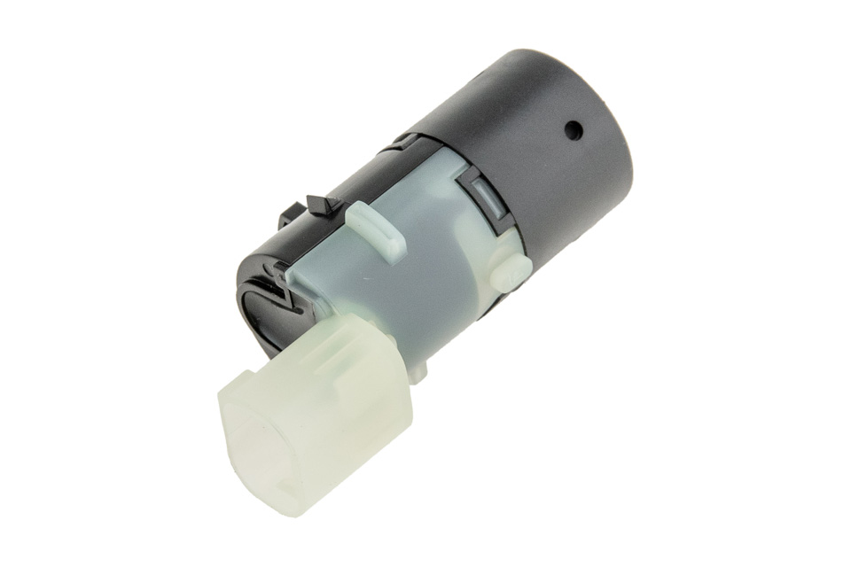 This part match OEM code: 6620 6 989 067
