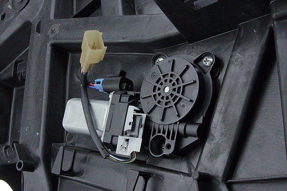 OEM код товара: 68033454AA