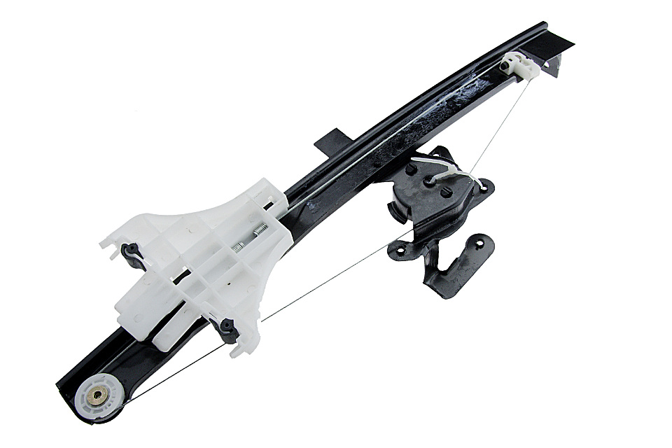 This part match OEM code: 1116899