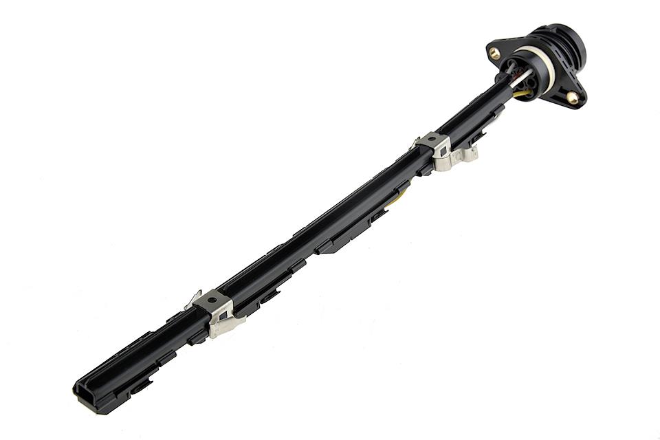 Prekės atitinka OEM kodą: YM21-14W680-AA